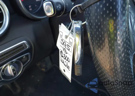 2018 Mercedes-Benz C 300 4Matic из США, поврежденный, VIN WDDWF4KB7JR351702